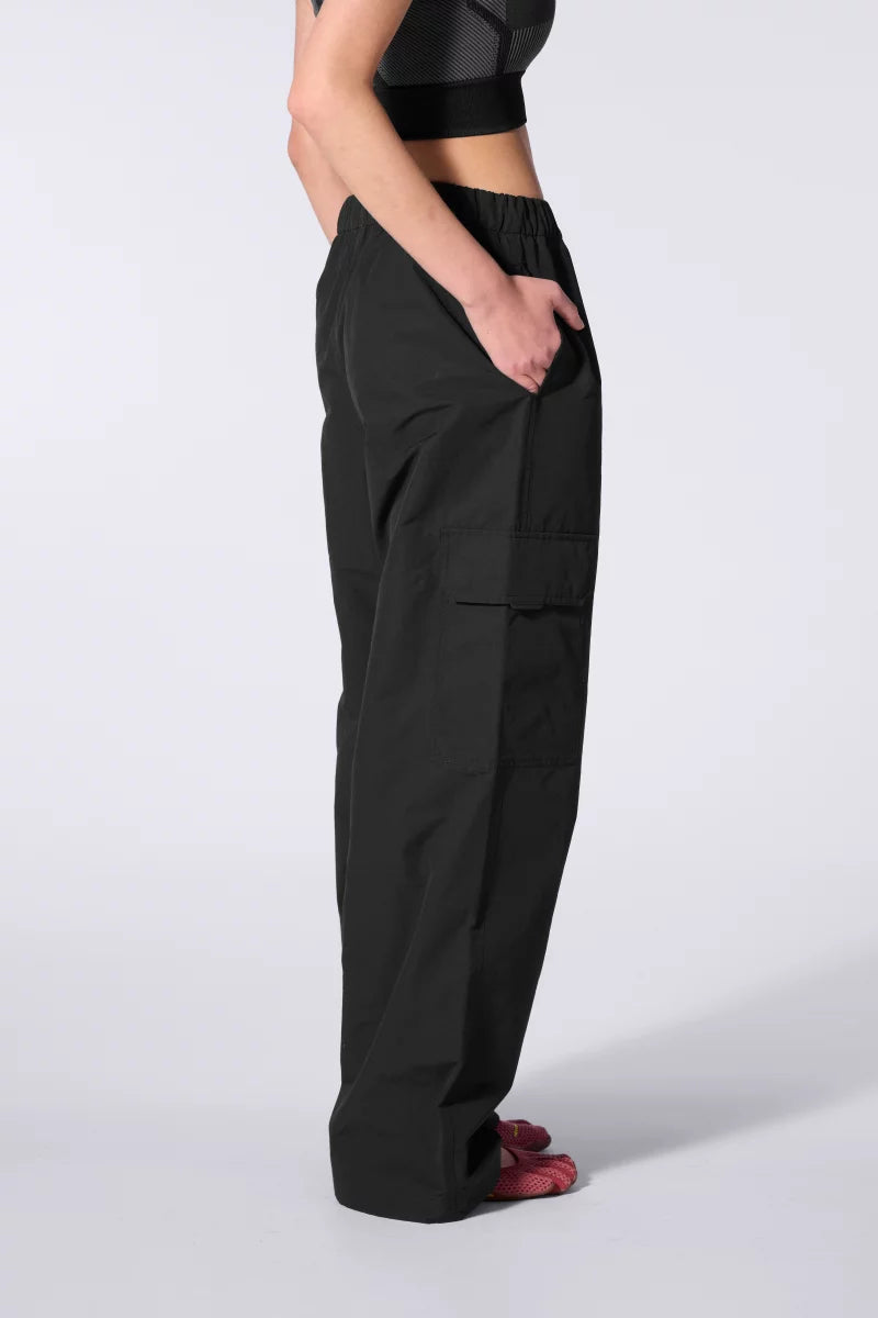 Pantalon Cargo Nylon Melo Black
